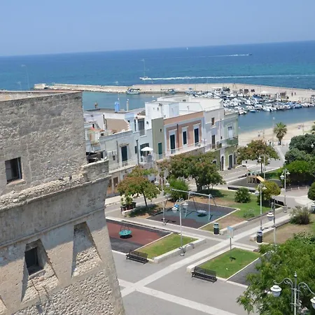 Palazzotorre 101 - Luxury & Terrace * 巴里