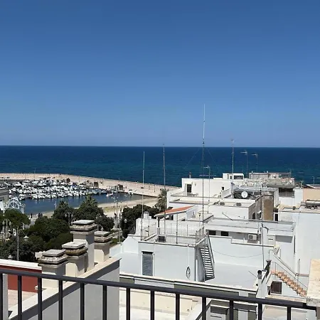 Palazzotorre 101 - Luxury & Terrace Lejlighed Bari